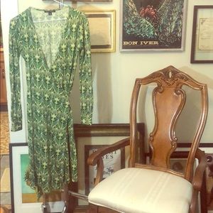 Banana Republic *Rare* Wrap Dress
